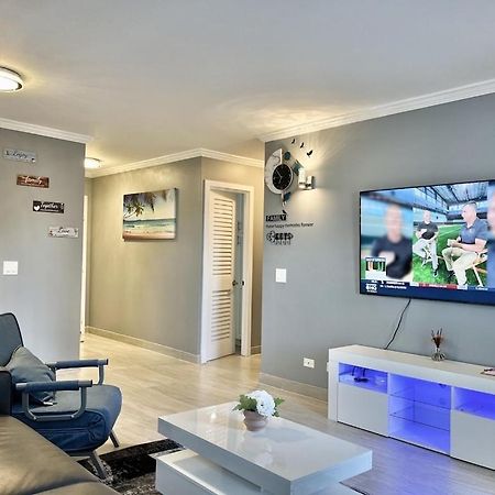 Waikiki Condo 2 Bedrooms 2 Bathrooms With 1 Free Parking Space Гонолулу Экстерьер фото