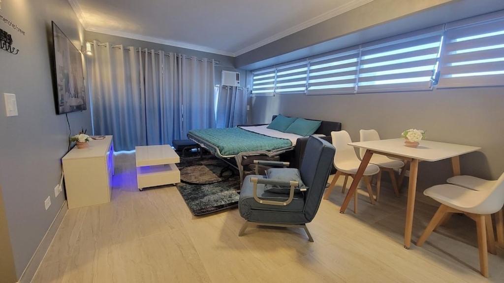 Waikiki Condo 2 Bedrooms 2 Bathrooms With 1 Free Parking Space Гонолулу Экстерьер фото